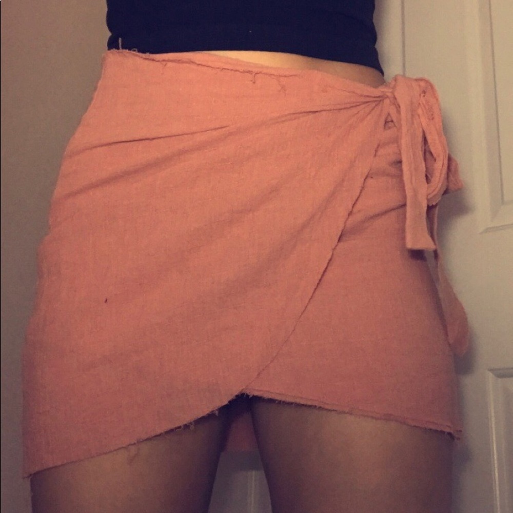 peach skirt